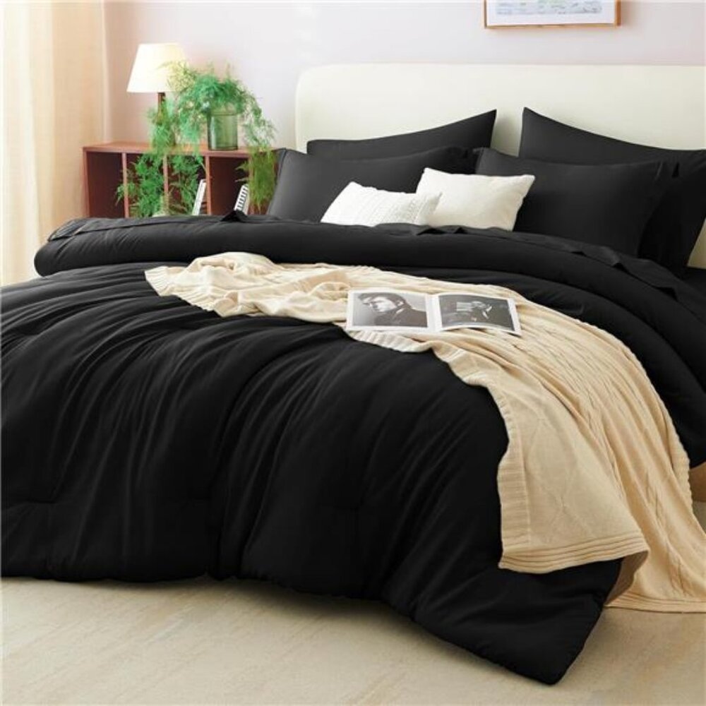 Queen Comforter Set Black, 7 Pieces Bed in a Bag Soft Bedding Comforter